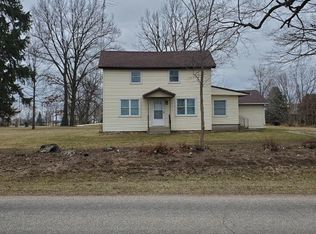 25284 Findley Rd, Sturgis, MI 49091