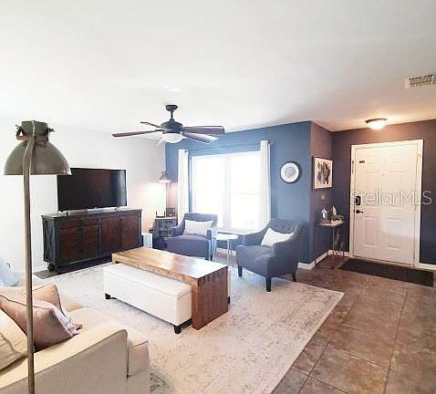 4th image of 3610 Dartford Dr