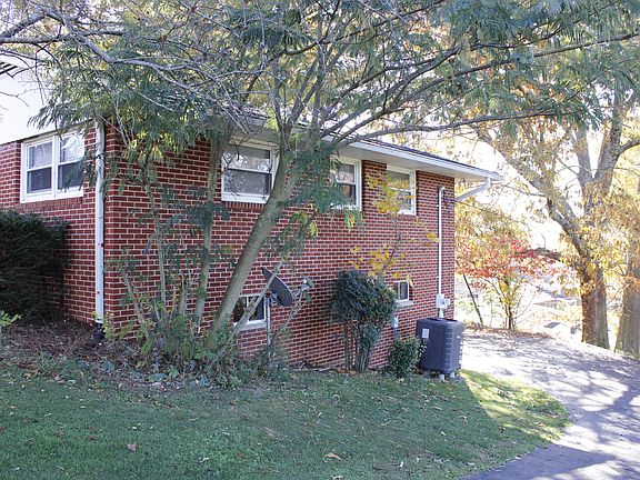 4th image of 168 Rosefield Dr