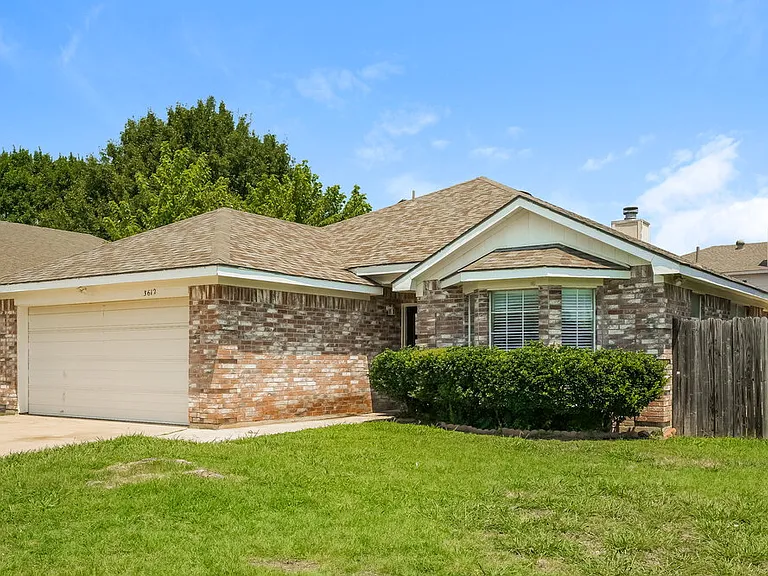 3612 Garden Springs Dr — Photo 3