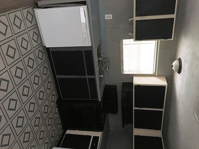 1st image of 101 Leslie Cir