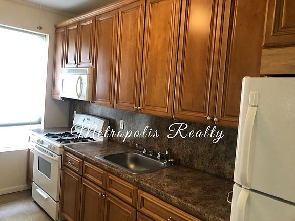 5th image of 23-47 23rd St #2