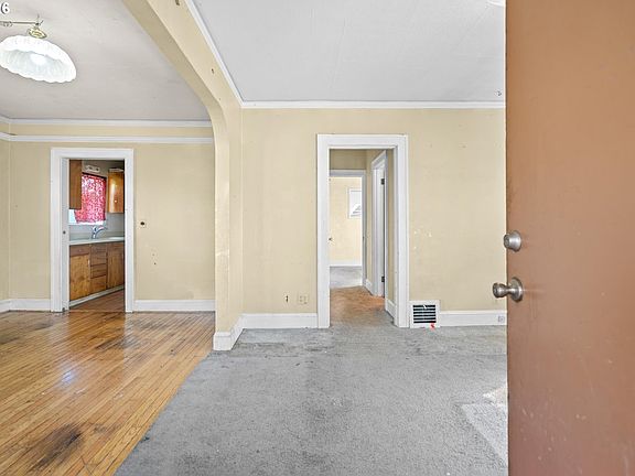 5th image of 12020 NE San Rafael St