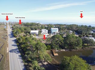 16 Sunrise Ln, Panacea, FL 32346