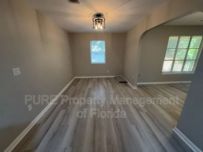 595 NW 100th St #A — Photo 23