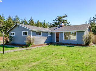 1978 29th St, Florence, OR 97439