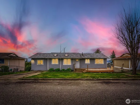 28015 22nd Avenue S, Federal Way, WA 98003