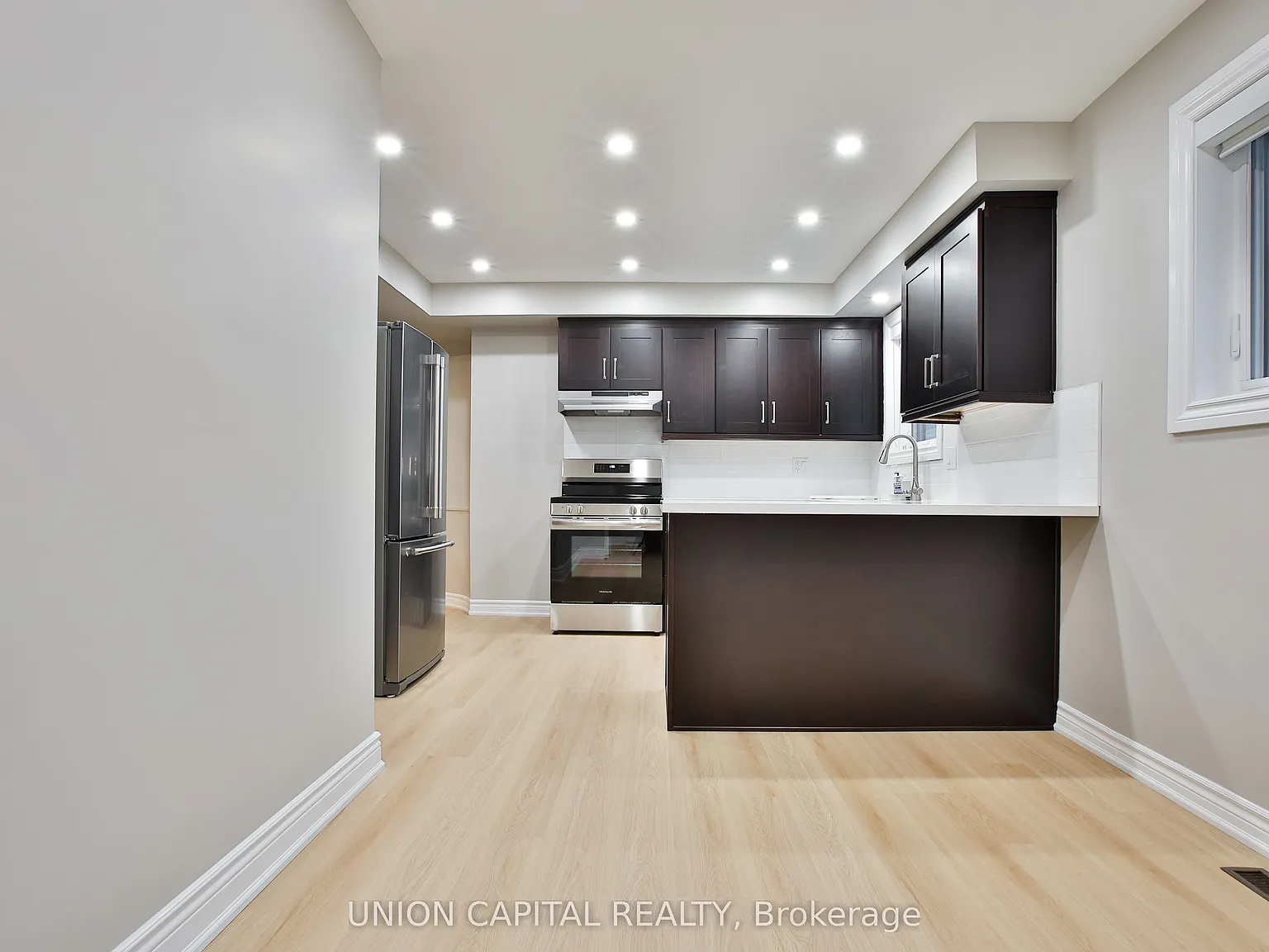 3 bed, $3,800 — Photo 2