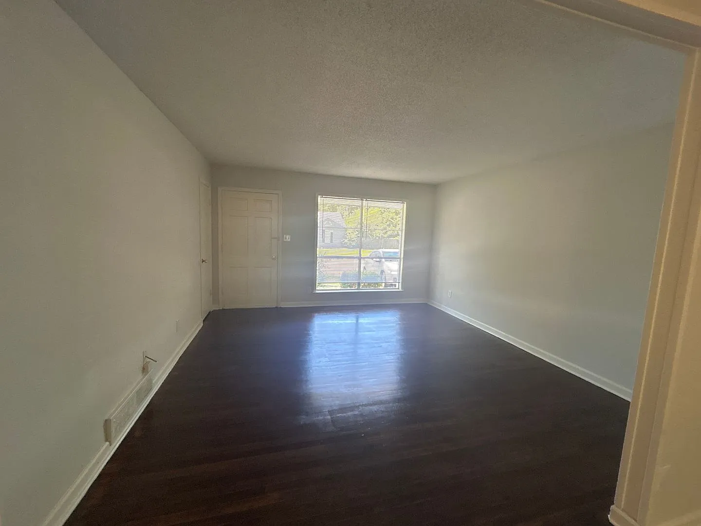 3450 Glenshaw Dr. — Photo 3
