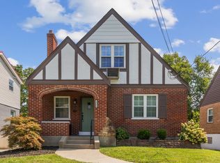 3988 Raceview Ave, Cincinnati, OH 45211