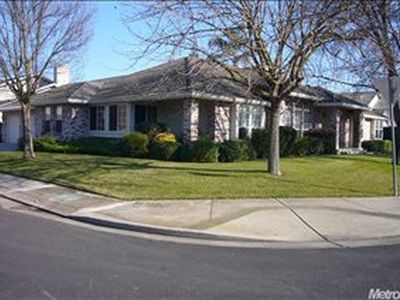 2333 Borkum Xing, Modesto, CA, 95356
