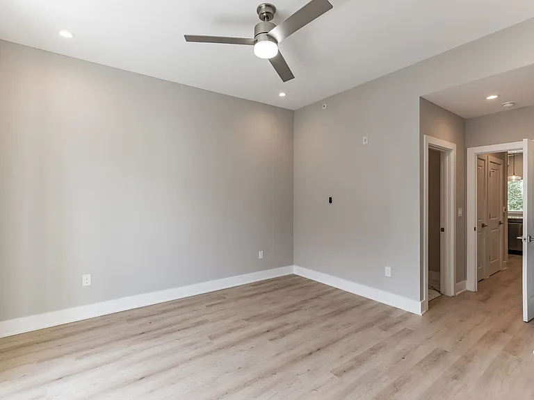1609 Ogden St — Photo 14