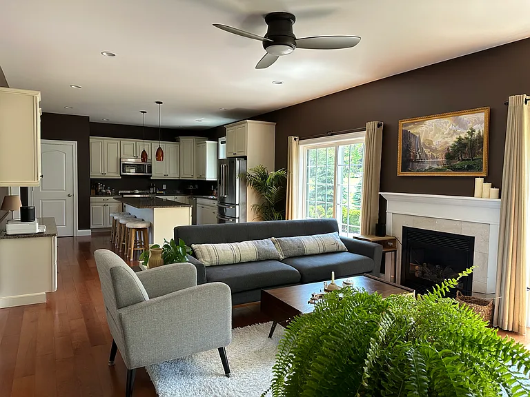 Living Room & Kitchen