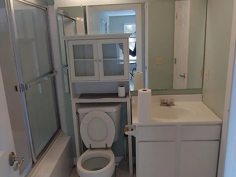 590 Bradley St — Photo 11