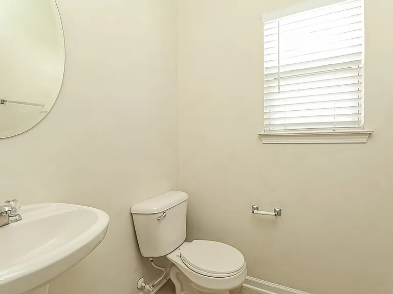 6908 Sequoia Hills Dr — Photo 16