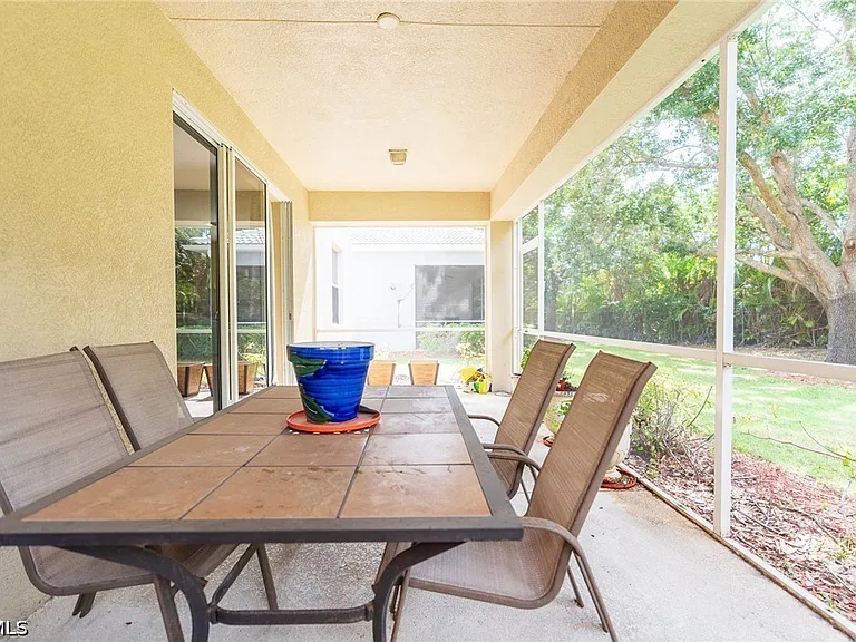 8713 Pegasus Dr — Photo 17