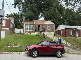 1540 Moore Pl, Saint Louis, MO 63130