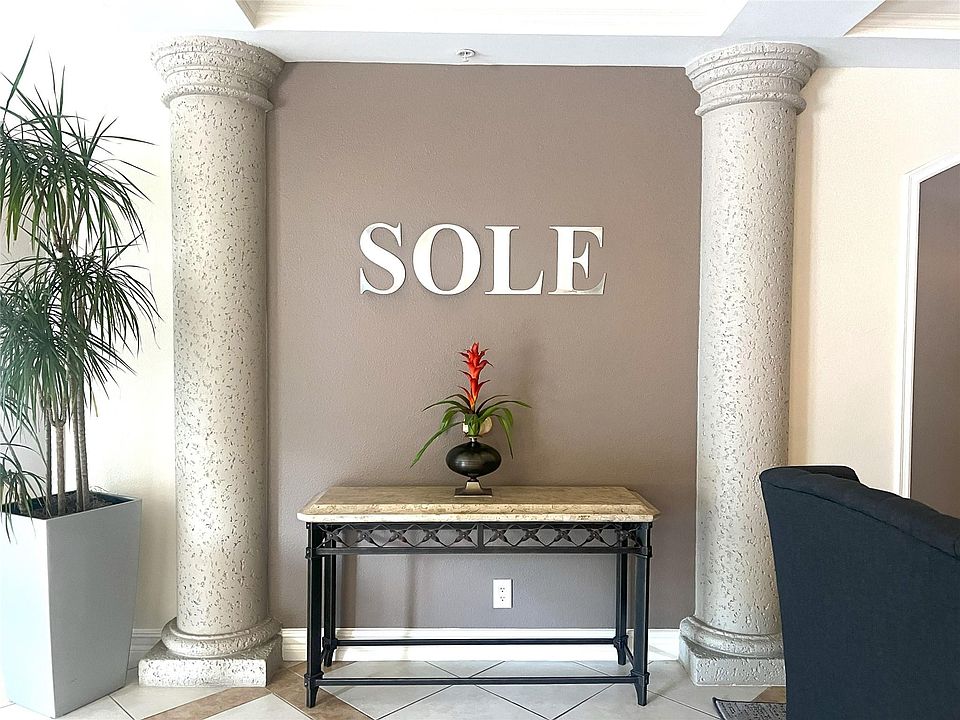 1st image of 533 NE 3rd Avenue #529