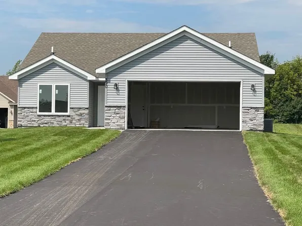390 Mill St, Osceola, WI 54020