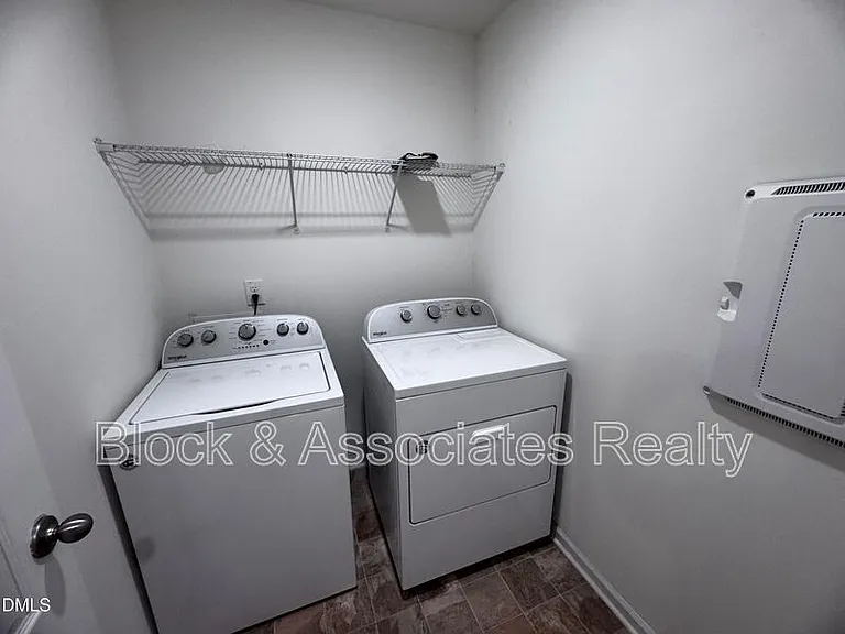 1748 Clayfire Dr — Photo 16