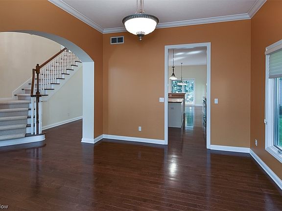 5th image of 30973 Walden Dr #49