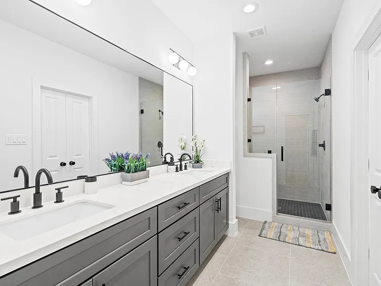 1307 Oak Tree Forest Ct — Photo 21