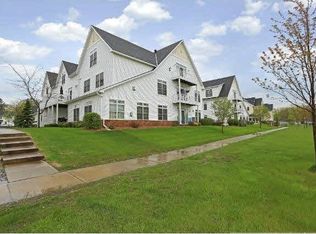 2100 Old School Rd, Mound, MN 55364