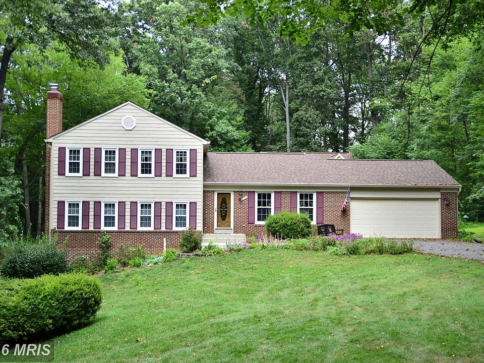 1st image of 12110 Toreador Ln