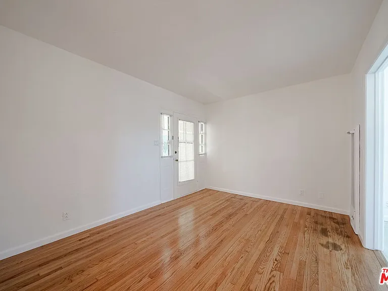 823 Highland Ave #11 — Photo 7