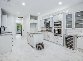 11 Wintercorn Pl, Spring, TX 77382