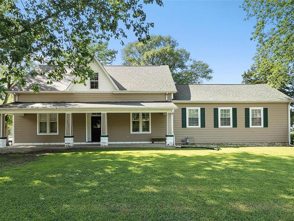 1st image of 3001 Centreville Ave