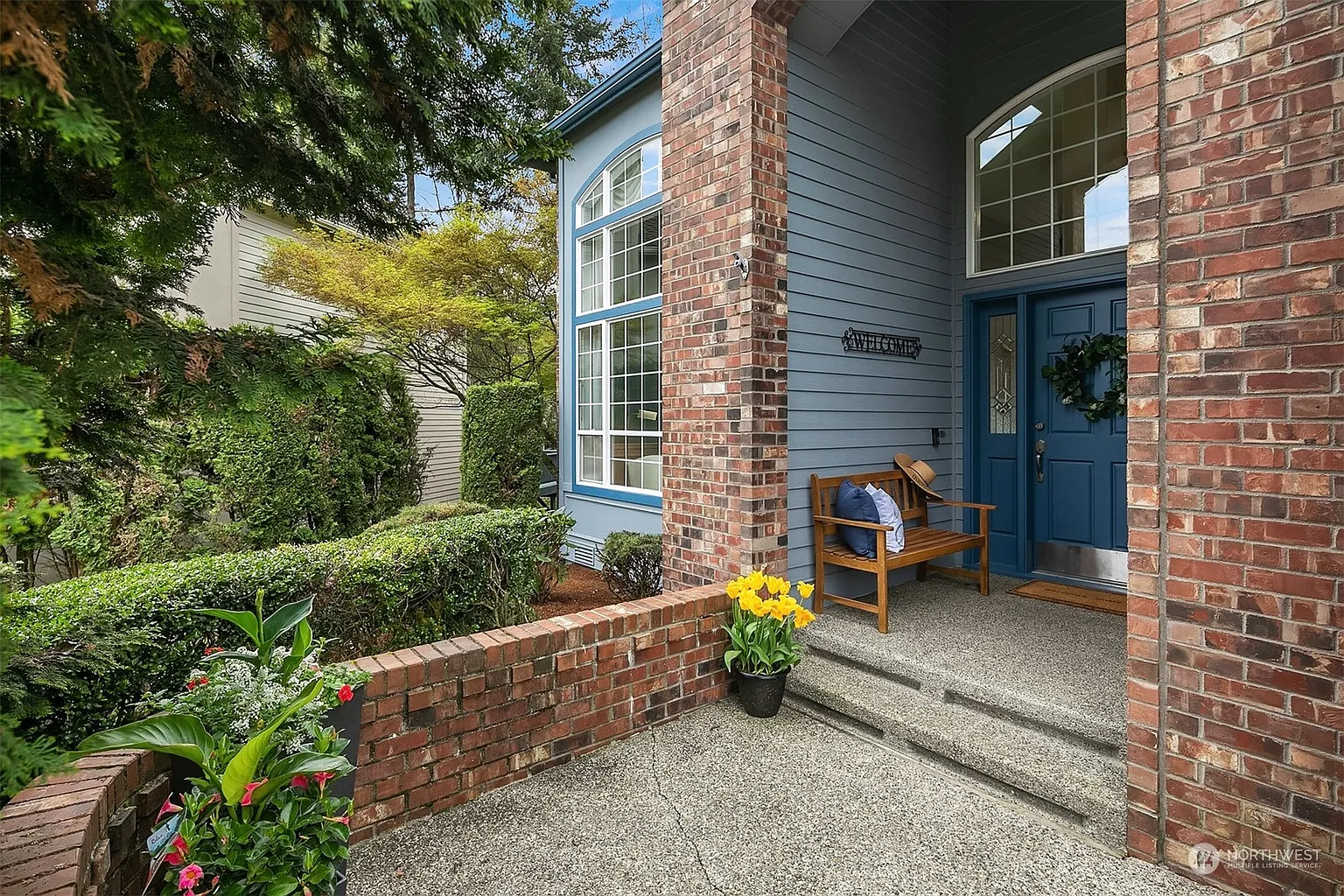 16427 SE 48th Court photo 1