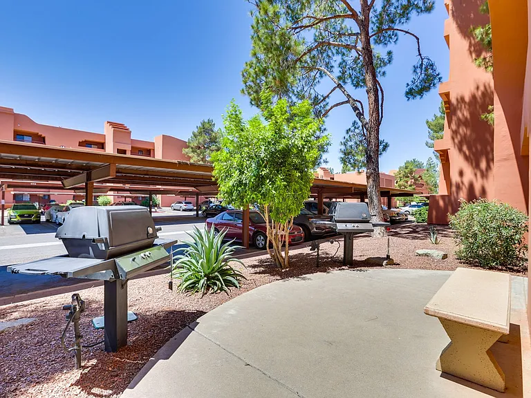 12212 N Paradise Village Pkwy W #4-ID1580656P — Photo 30