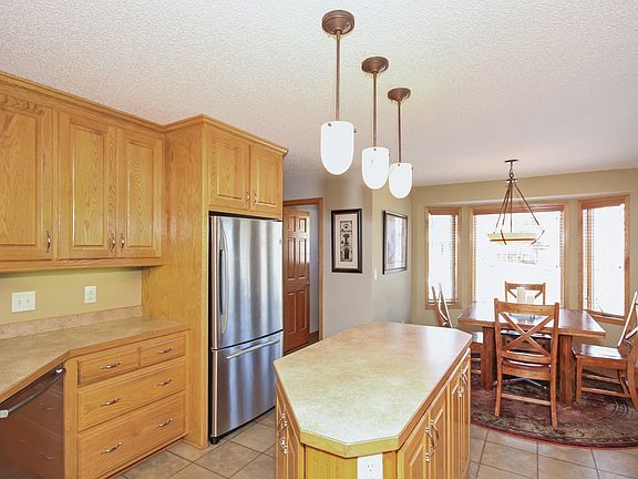5th image of 13437 Buchanan St NE