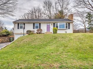 1506 Millwood Dr, Salem, VA