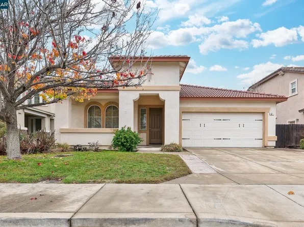 22 Vella Cir, Oakley, CA 94561
