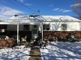 1520 Fenton Cir, Nitro, WV 25143