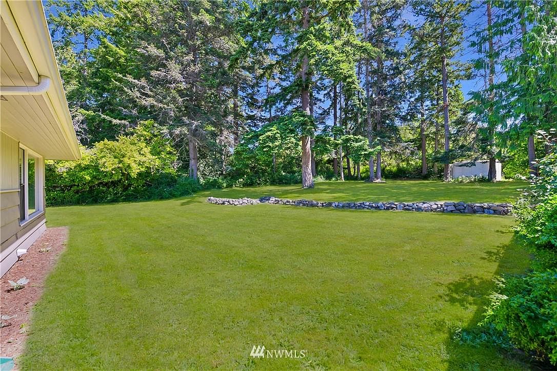 Oak Harbor, WA 98277