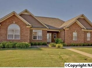22773 Pin Oak Dr, Athens, AL 35613