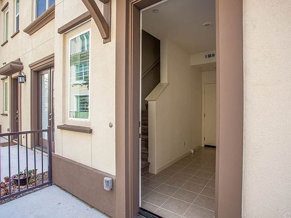 5th image of 3180 Marigold Cir