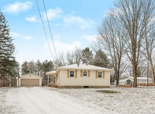 21241 Elm St, Reed City, MI 49677
