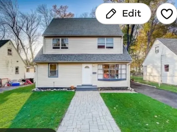 44 Central Ave, Pompton Lakes, NJ 07442