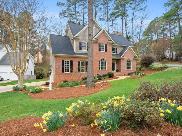 107 Kilbreck Dr, Cary, NC 27511