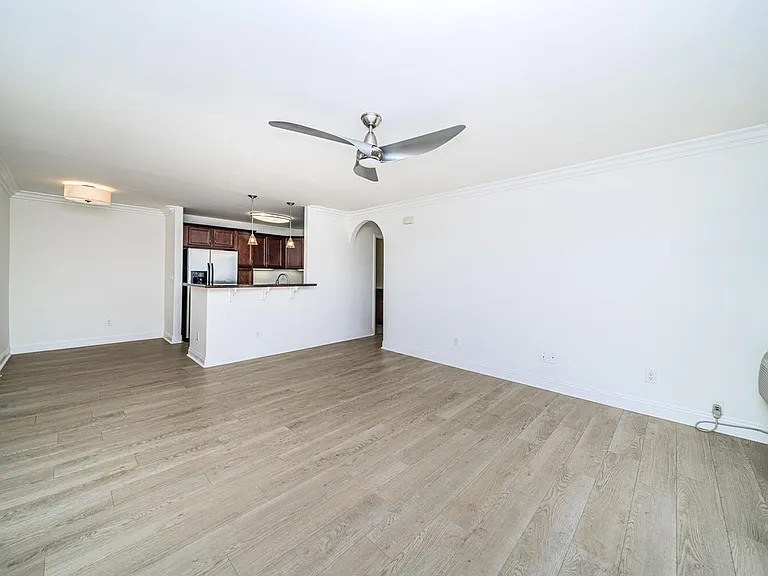 506 Canyon Dr #2 — Photo 8