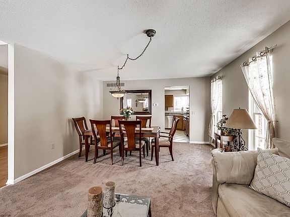 3rd image of 36741 Spanish Oak Dr