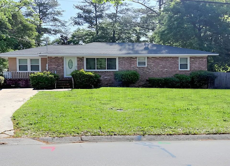 1st image of 4322 Summerhill Dr