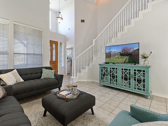 4th image of 11862 Eastpark Ln