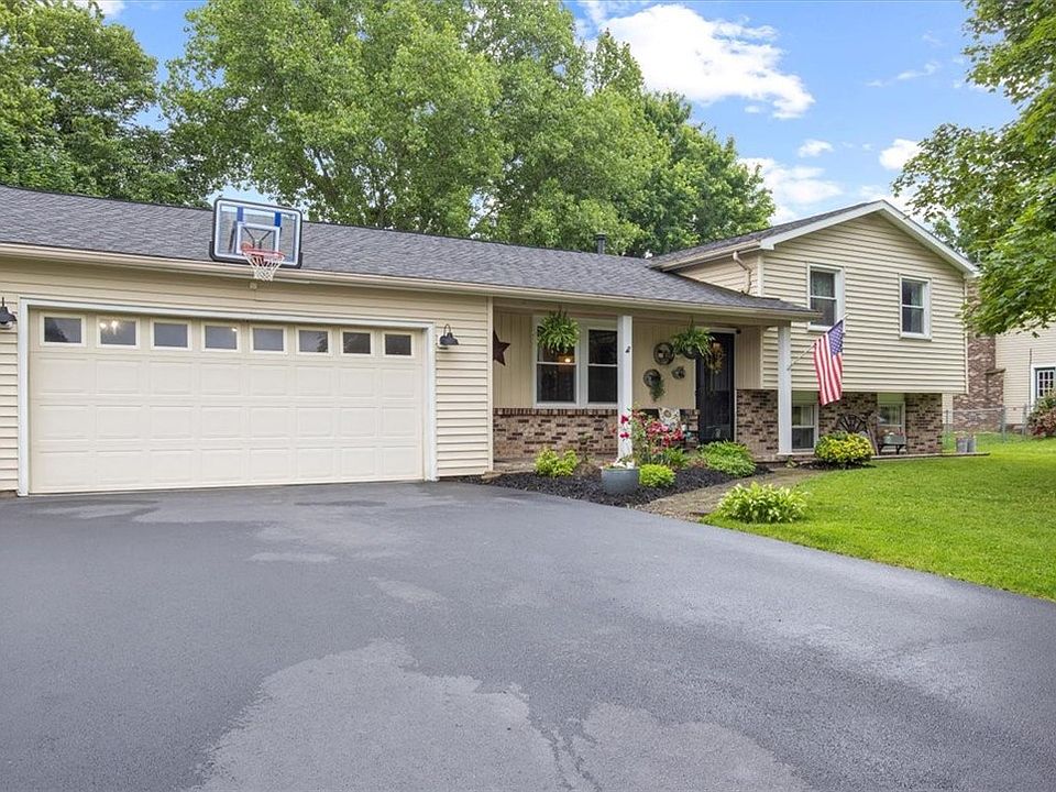 1st image of 46 Sherwood Dr