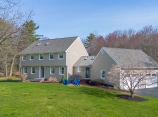 17 Baywood Dr, Hampstead, NH 03841