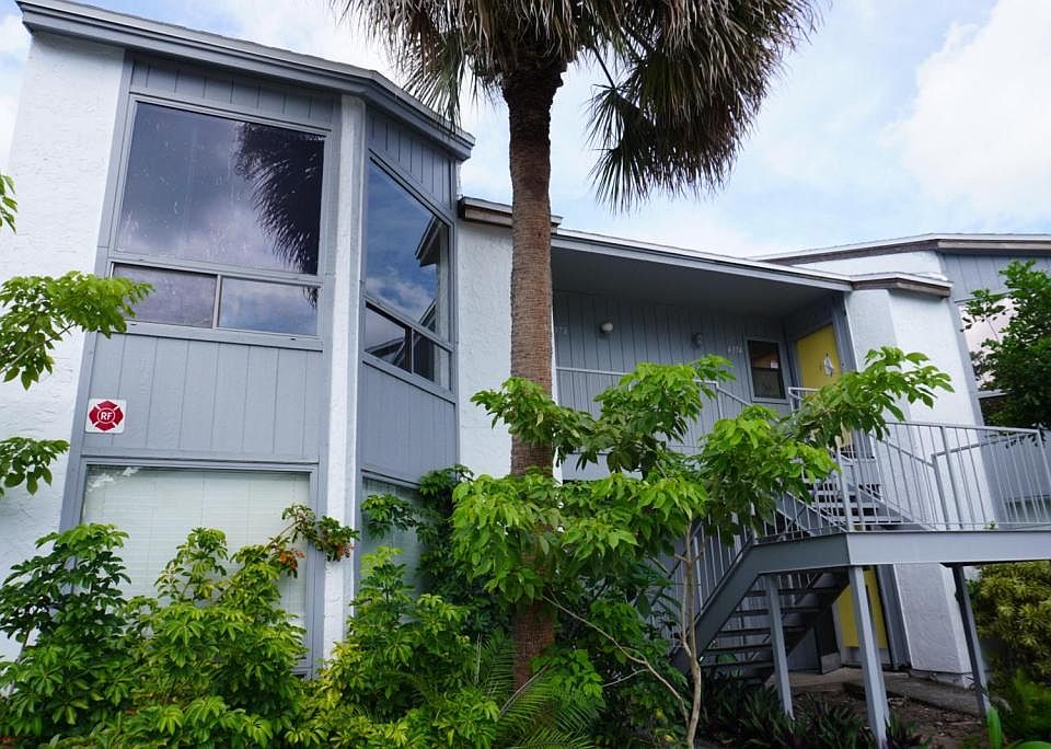1st image of 4378 Aqua Vista Dr #L